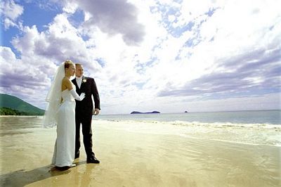 Port Douglas Beach Wedding